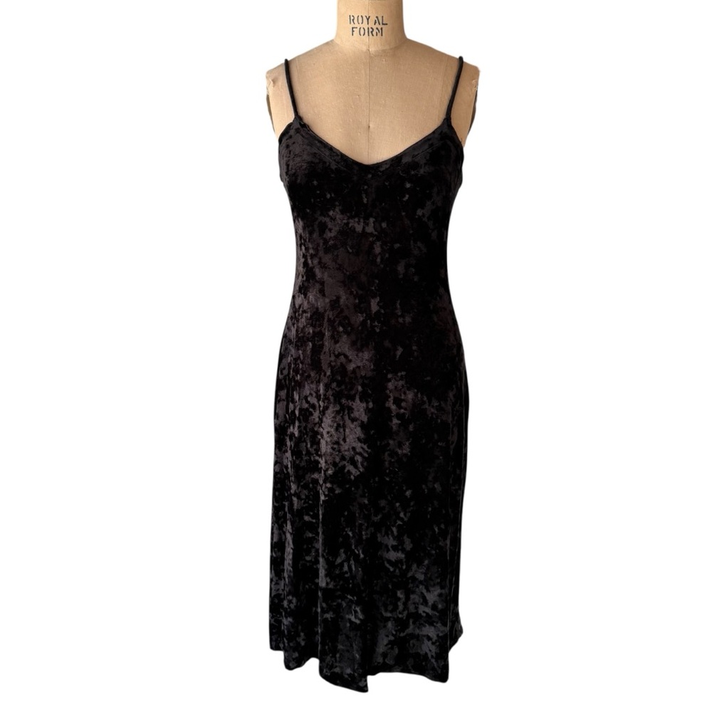 Vintage 90s Black Crushed Velvet Gothic Midi Dress